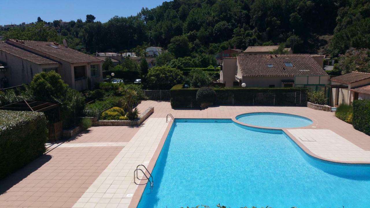 Résidence Cap Azur Maison N° 106 Villeneuve-Loubet Extérieur photo